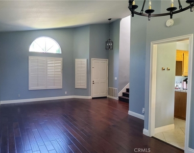 25540 Pembrook - Photo Thumbnail 4