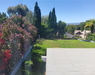 25540 Pembrook - Photo Thumbnail 19