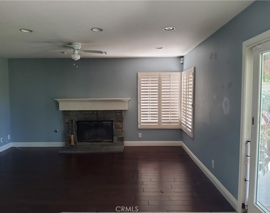 25540 Pembrook - Photo Thumbnail 7