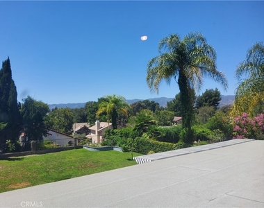 25540 Pembrook - Photo Thumbnail 18