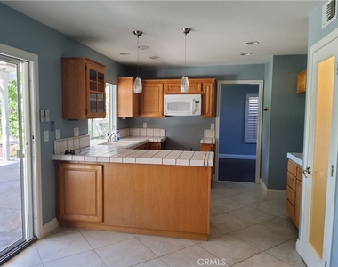 25540 Pembrook - Photo Thumbnail 22