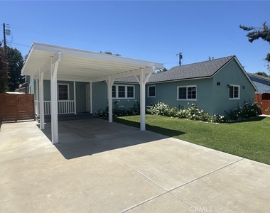 7245 Wish Avenue - Photo Thumbnail 24