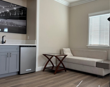 2028 S. Chapel Avenue - Photo Thumbnail 2