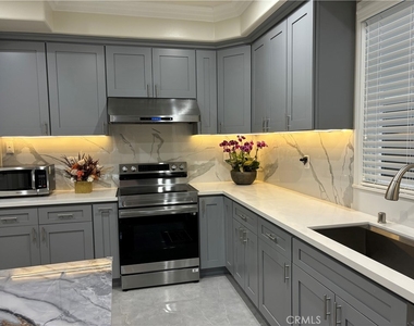 2028 S. Chapel Avenue - Photo Thumbnail 6