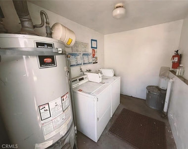 1581 College View Drive - Photo Thumbnail 8