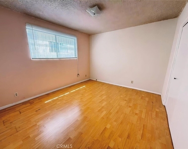1581 College View Drive - Photo Thumbnail 4