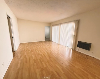 1581 College View Drive - Photo Thumbnail 5