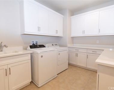 70 Sagan - Photo Thumbnail 29