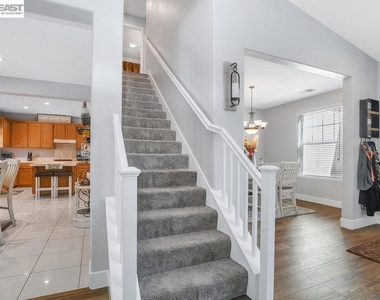 2913 Haddington Ct - Photo Thumbnail 15