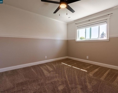 1359 Shade Oak Ln - Photo Thumbnail 15