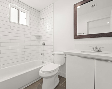 603 W 41st Place - Photo Thumbnail 15