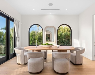 100 S La Jolla Avenue - Photo Thumbnail 3