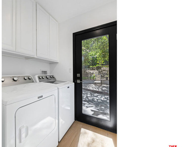 3101 N Beachwood Drive - Photo Thumbnail 13