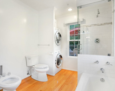 3855 Rambla Pacifico - Photo Thumbnail 25