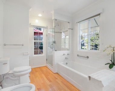 3855 Rambla Pacifico - Photo Thumbnail 5