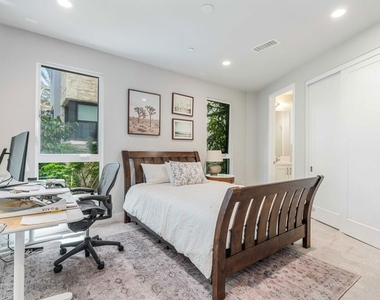 12646 W Seacoast Place - Photo Thumbnail 4