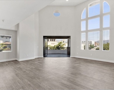 6280 W 3rd Street - Photo Thumbnail 5