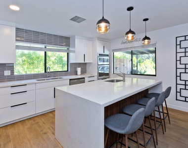 2660 N Farrell Drive - Photo Thumbnail 29