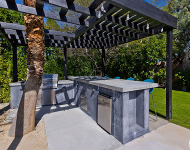 2660 N Farrell Drive - Photo Thumbnail 16