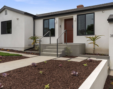 3815 S Cochran Avenue - Photo Thumbnail 6