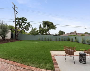 3815 S Cochran Avenue - Photo Thumbnail 7