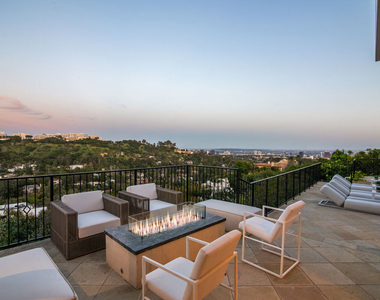 930 N Tigertail Road - Photo Thumbnail 8