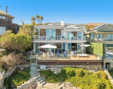 24380 Malibu Road - Photo Thumbnail 1