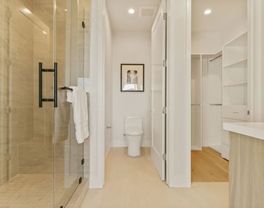 3222 S Barrington Avenue - Photo Thumbnail 9