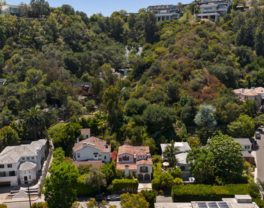 1407 N Beverly Drive - Photo Thumbnail 56