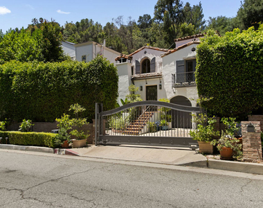 1407 N Beverly Drive - Photo Thumbnail 4