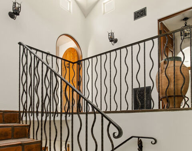 1407 N Beverly Drive - Photo Thumbnail 34