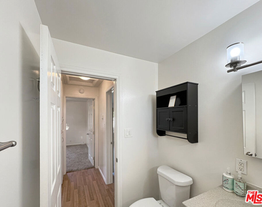 8905 Nogal Avenue - Photo Thumbnail 5