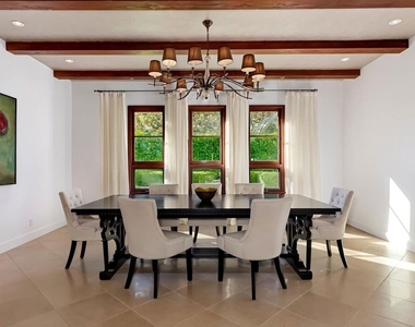 2134 La Mesa Drive - Photo Thumbnail 10