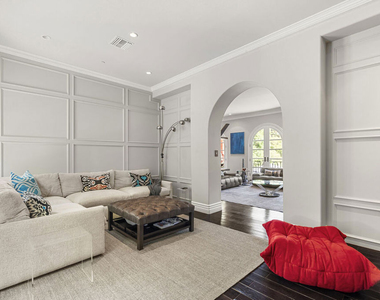 2422 Cazaux Place - Photo Thumbnail 14