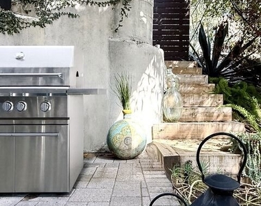 2422 Cazaux Place - Photo Thumbnail 20