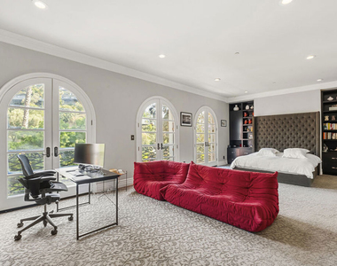 2422 Cazaux Place - Photo Thumbnail 30