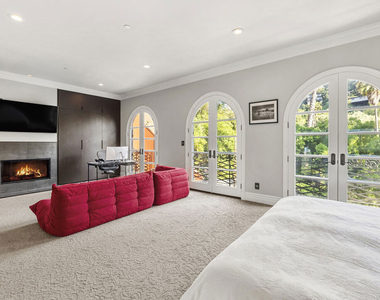 2422 Cazaux Place - Photo Thumbnail 32