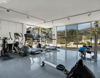 17352 W Sunset Boulevard - Photo Thumbnail 37
