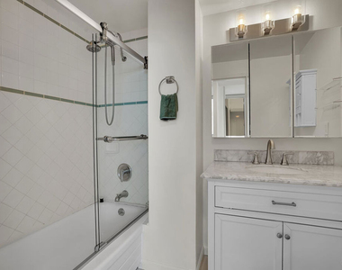 17352 W Sunset Boulevard - Photo Thumbnail 24