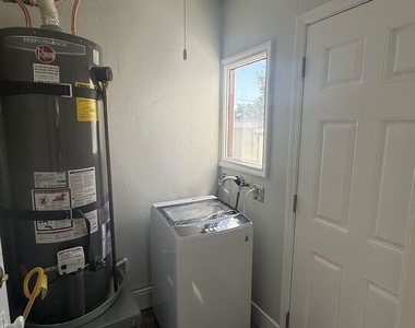 92 S Sunnyslope Avenue - Photo Thumbnail 13