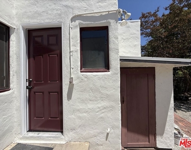 92 S Sunnyslope Avenue - Photo Thumbnail 20