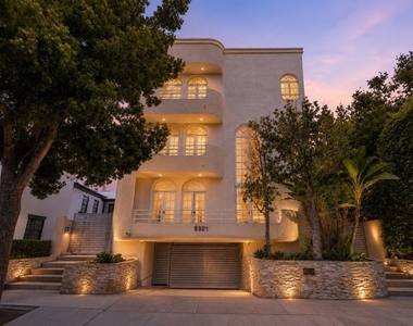 9921 Durant Drive - Photo Thumbnail 24