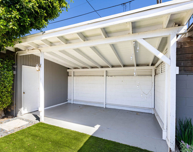 4460 Stansbury Avenue - Photo Thumbnail 43