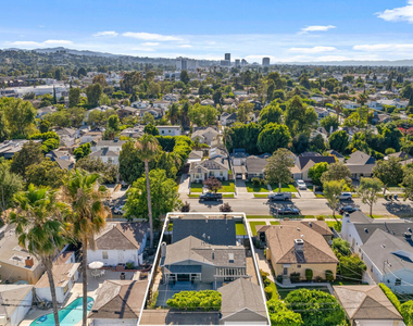 4460 Stansbury Avenue - Photo Thumbnail 48