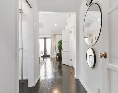 4460 Stansbury Avenue - Photo Thumbnail 22