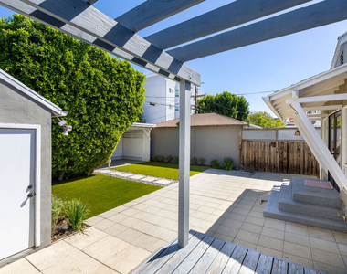 4460 Stansbury Avenue - Photo Thumbnail 41