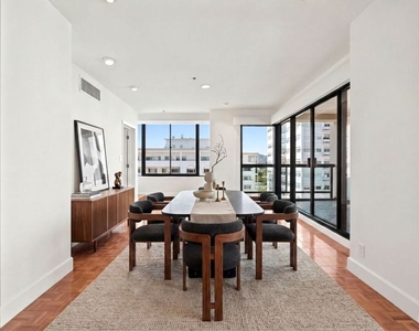 10724 Wilshire Boulevard - Photo Thumbnail 4