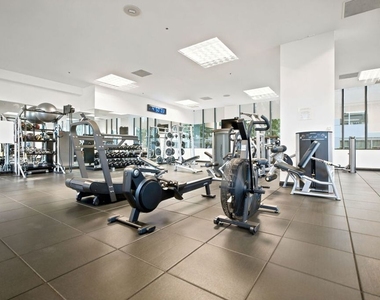 10724 Wilshire Boulevard - Photo Thumbnail 35