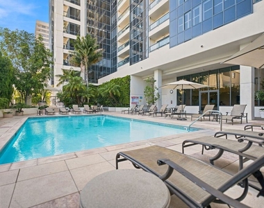 10724 Wilshire Boulevard - Photo Thumbnail 33
