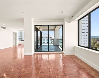 10724 Wilshire Boulevard - Photo Thumbnail 2